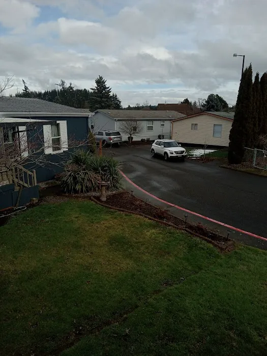 Indian Bluff Mobile Home Park Picture 3