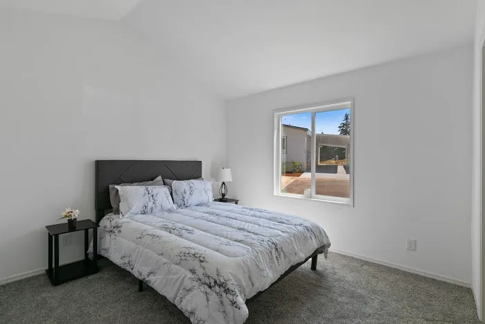 Clairmont Mobile Home Park Picture 5