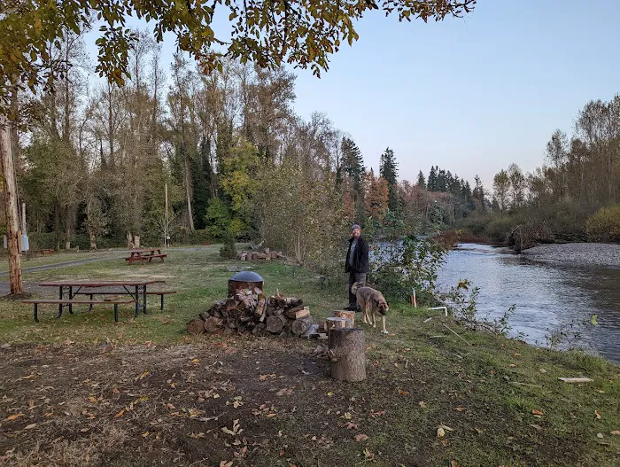 Elks RV Park Picture 3