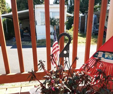 Delray Mobile Home / RV Park