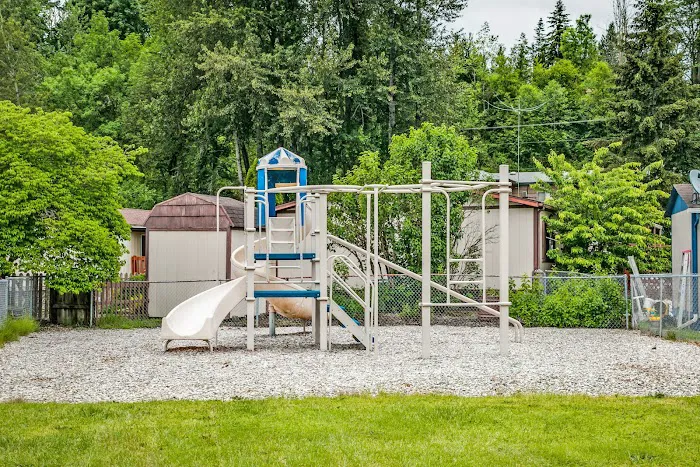 Brookhollow Estates Picture 10