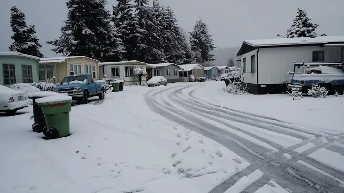 Sunny Meadows Mobile Home Park Picture 4