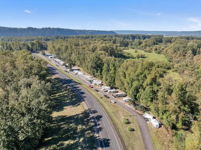 Jazmik’s Jewel RV Park Picture 1