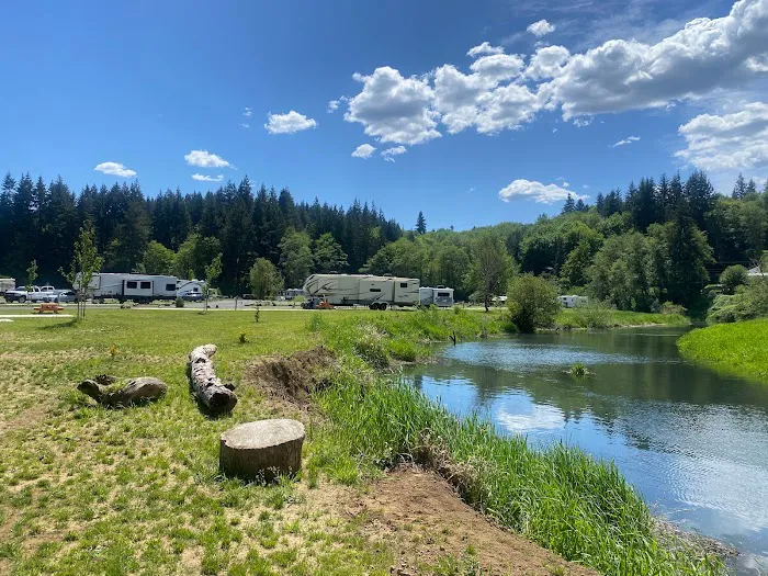 River's Edge RV Resort And Camping Picture 9