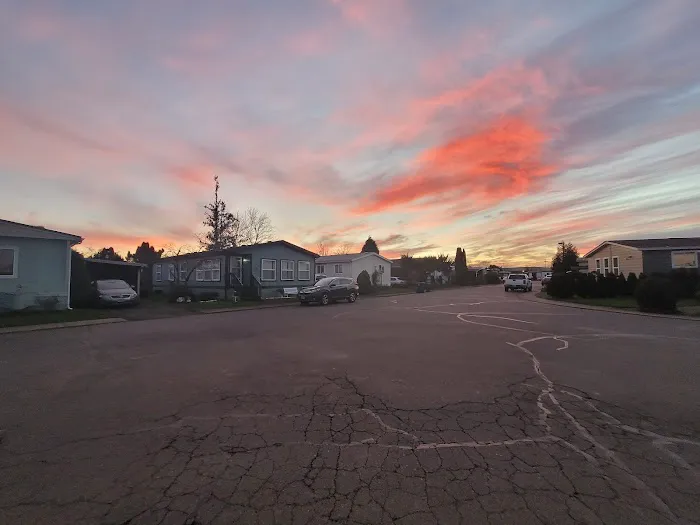 Chateau Village Picture 8