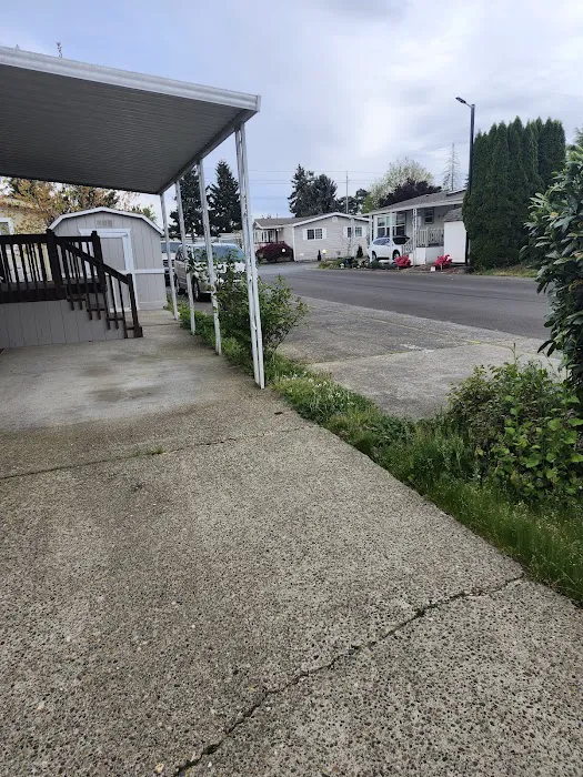 Angel Haven Mobile Home Park Picture 2