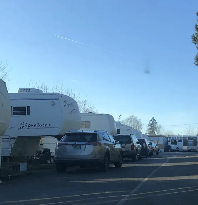 Cascade Mobile Villa Picture 2