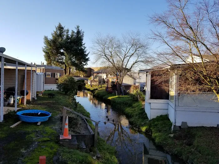 Mobile Home Corral & RV Park Picture 1