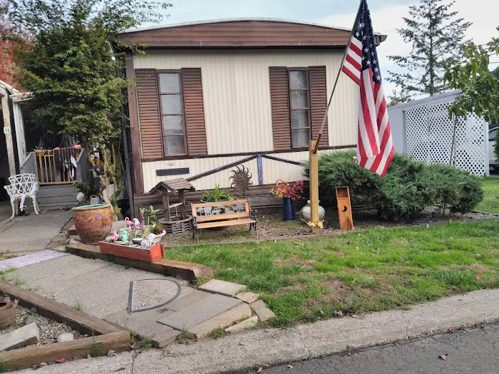 Azalea Gardens Mobile Manor Picture 2