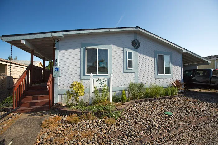 Ridgeview Village Picture 3