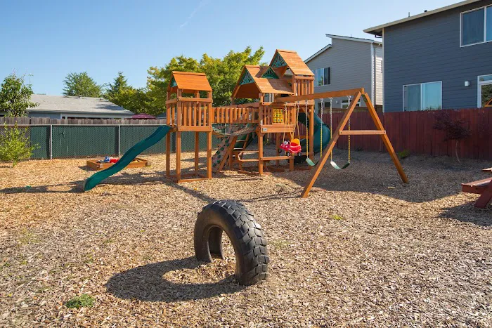 Ridgeview Village Picture 7