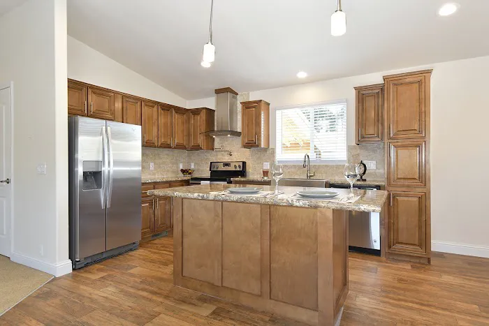 Heritage Village Mobile Home Community Picture 3