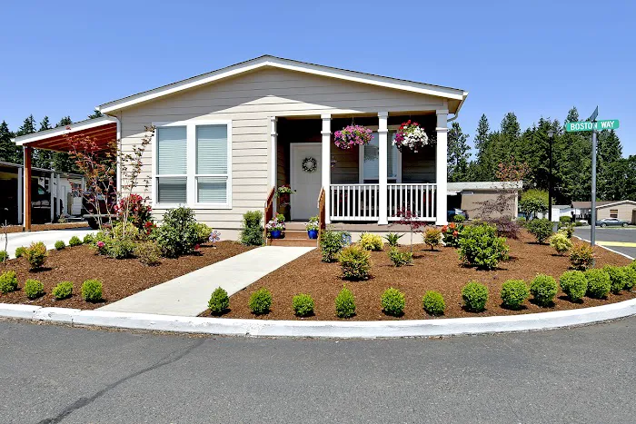 Heritage Village Mobile Home Community Picture 5