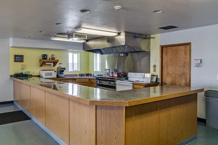 Arrowhead Mobile Home Park Picture 4