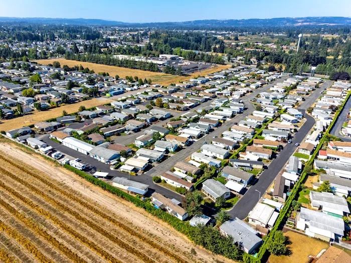 Arrowhead Mobile Home Park Picture 5