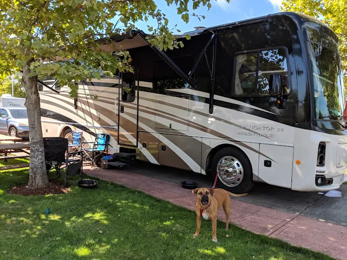 Hee Hee Illahee RV Resort Picture 9