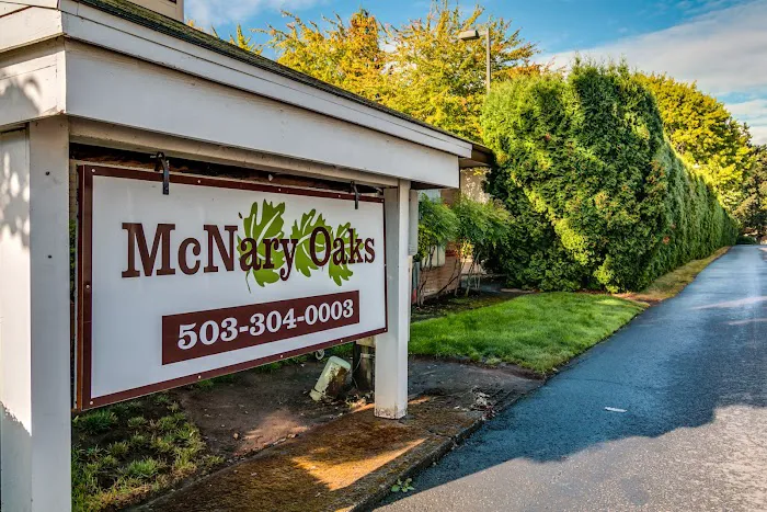 McNary Oaks Mobile Home Villa Picture 9