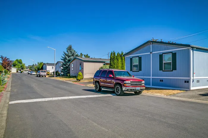 Windstone Village Picture 2