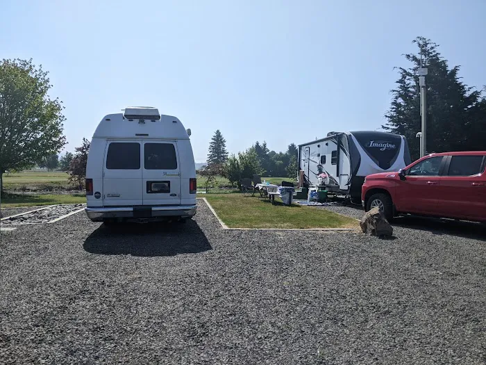 Lewis & Clark Golf & RV Park Picture 5