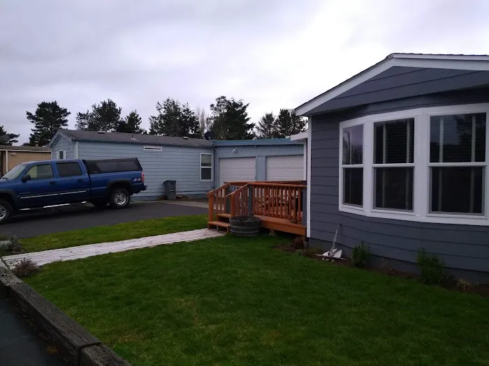 Glenwood Village Picture 8