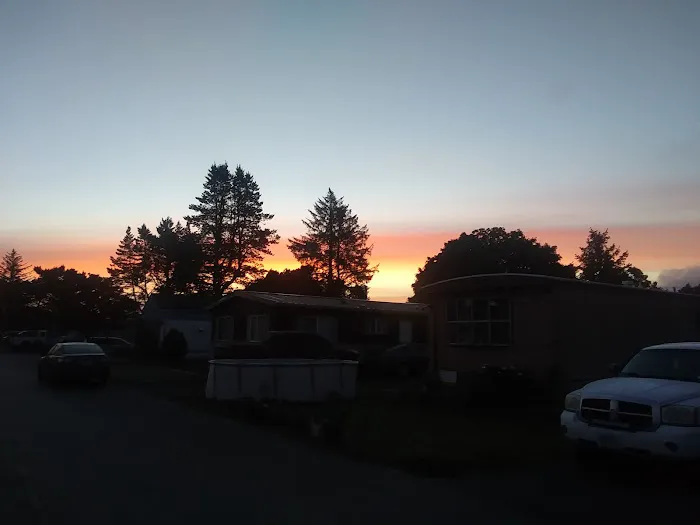 Alder Manor Mobile Home Park Picture 5