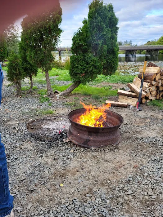 Sunset Lake Campground & RV Park Picture 8