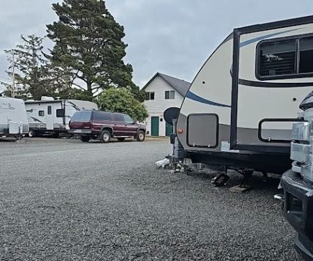 Bud's RV Park & Grocery