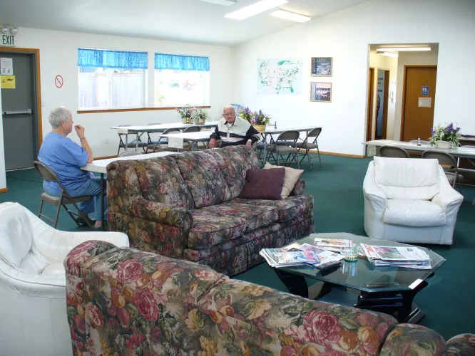 KM Resorts - Columbia Shores RV Resort Picture 3