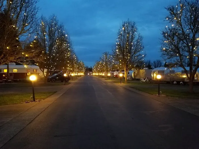 Willamette Wine Country RV Park Picture 9
