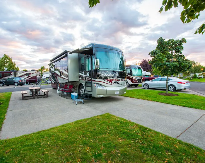 Olde Stone Village Picture 8