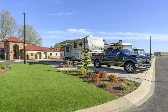 Olde Stone Village Picture 6