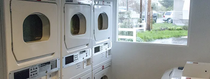 Rose Grove Mobile Home Community Picture 7