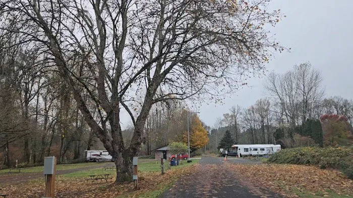 Stan Hedwall RV Park Picture 2