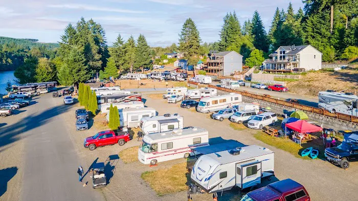 Mayfield Lake Resort and Marina Picture 6