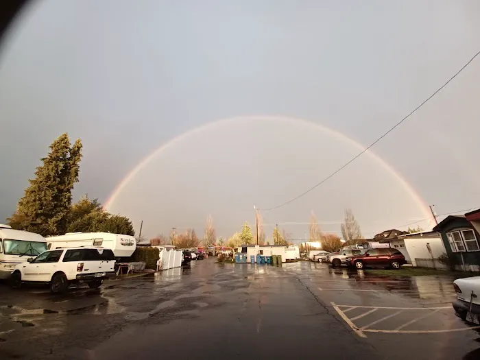 Salem Mobile Home & RV Park Picture 2