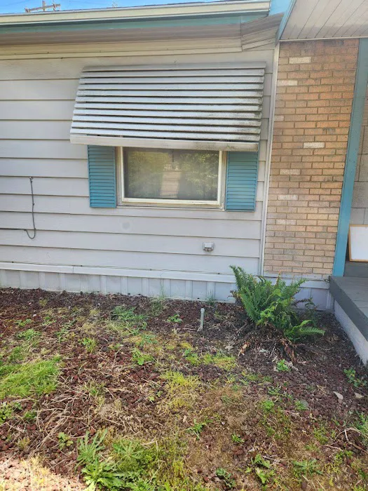 Center Street Mobile Park Picture 5