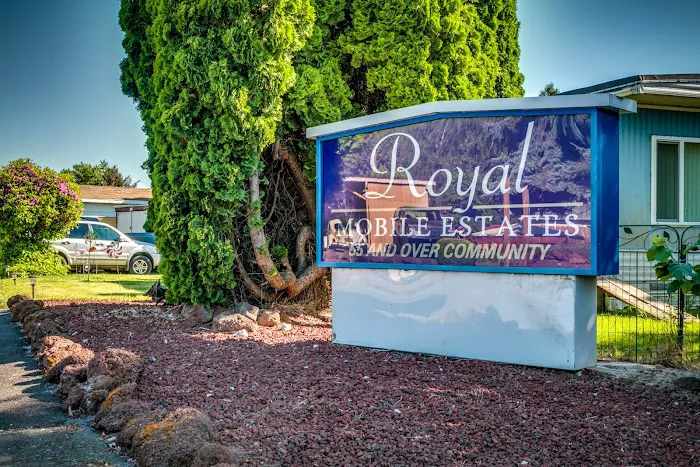 Royal Estates Picture 6