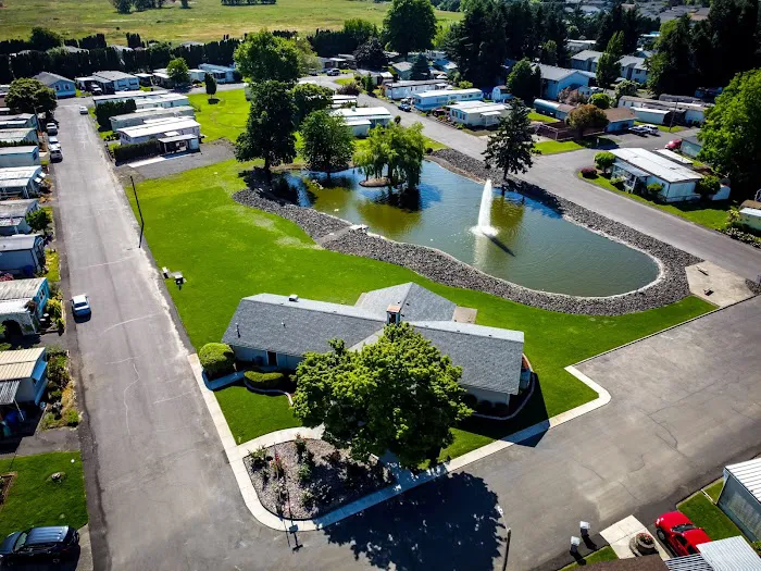 Royal Estates Picture 9
