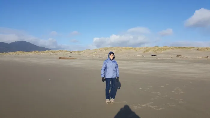 Nehalem Bay Trailer Park Picture 7