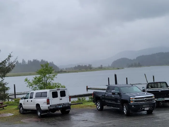 Paradise Cove RV Resort & Marina Picture 4