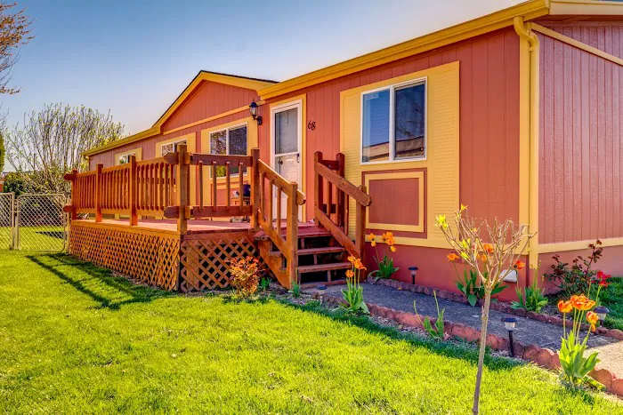 Heidi Manor Picture 10