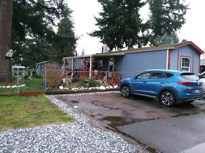 Prairie Pines LLC Picture 8