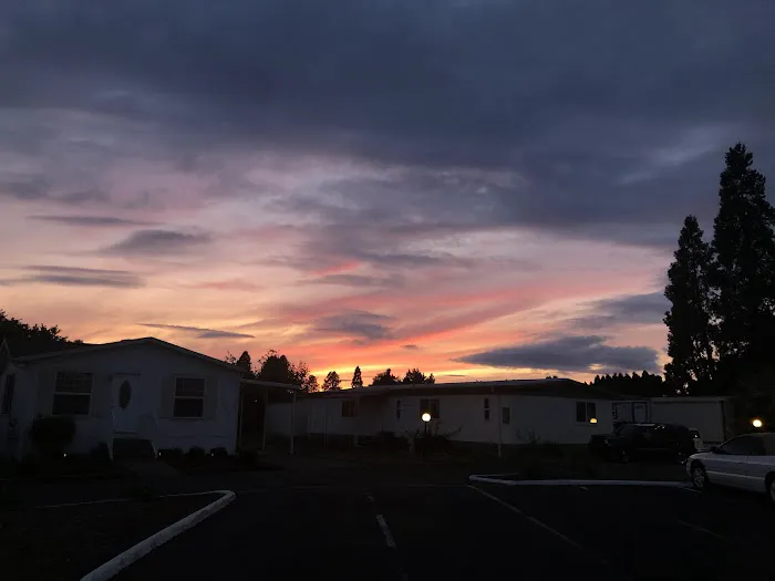 Lakeside Village Mobile Home Community Picture 10