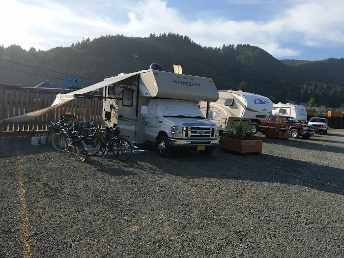Port Of Garibaldi RV Park Picture 10