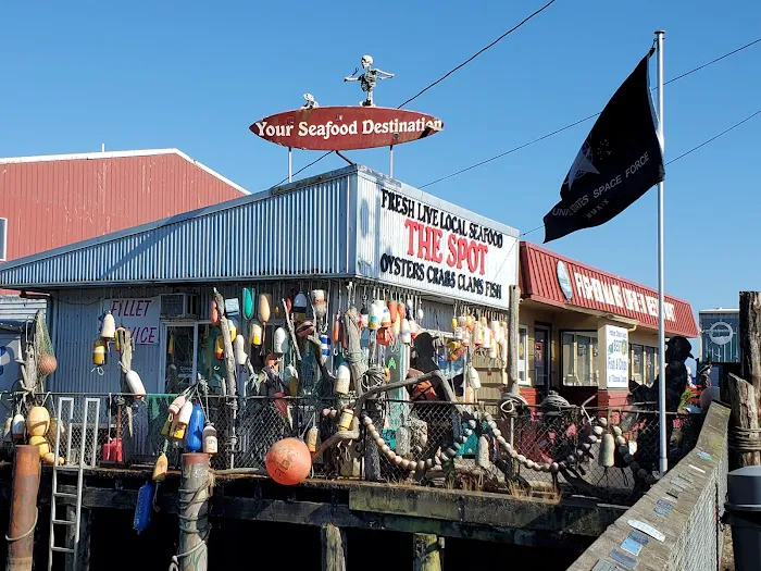 Port Of Garibaldi RV Park Picture 8