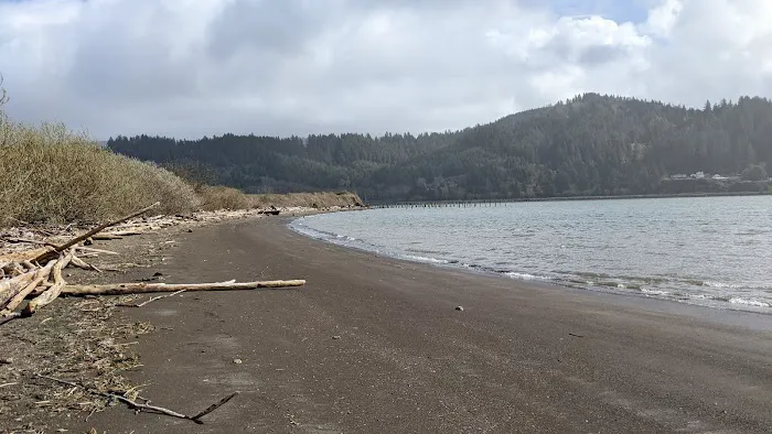 Port Of Garibaldi RV Park Picture 6