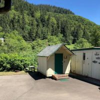 Misty River RV Park and Glamping ico