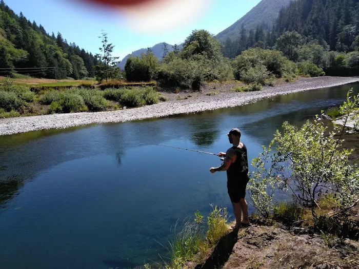 Misty River RV Park and Glamping Picture 2