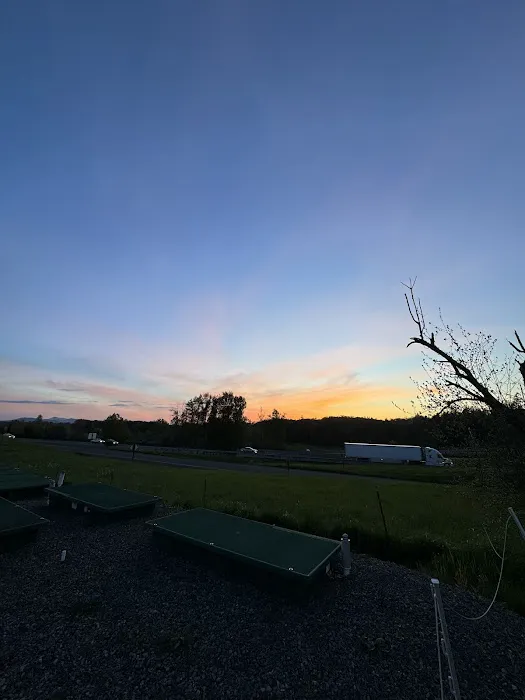 Emerald Valley RV Park Picture 10