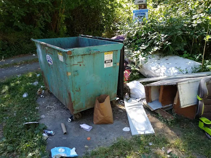 Lilly Place Picture 5